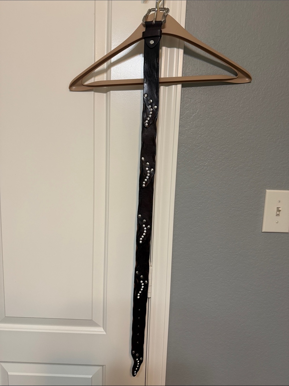 Decorative Dark brown Studded Leather Wall Strap - Unbranded
